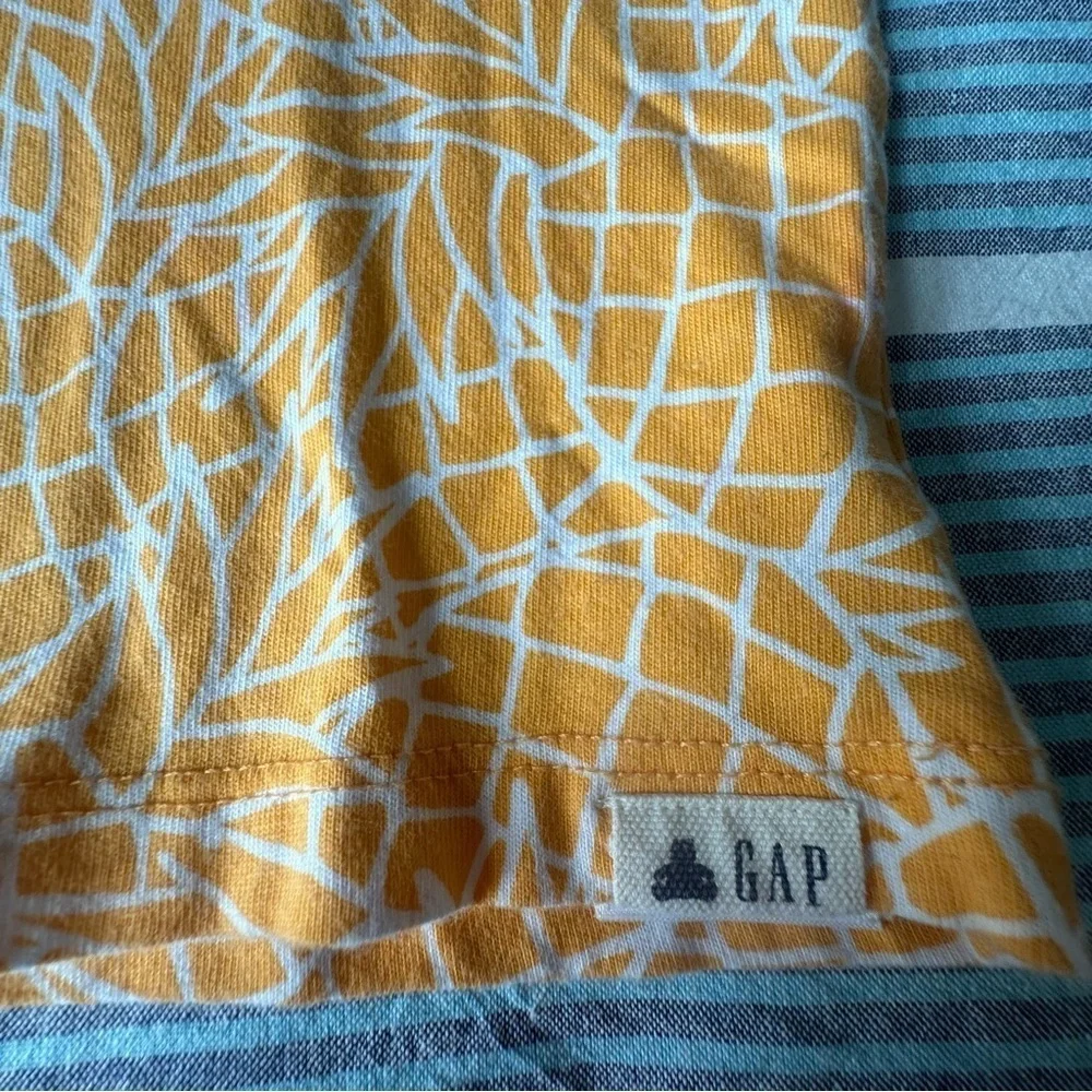 Gap Boys pocket tee